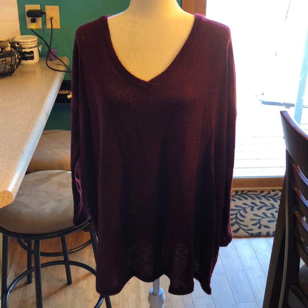 Piko sweater in burgundy